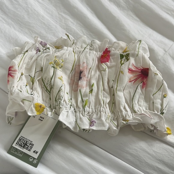 NWT floral tube top - Picture 3 of 4